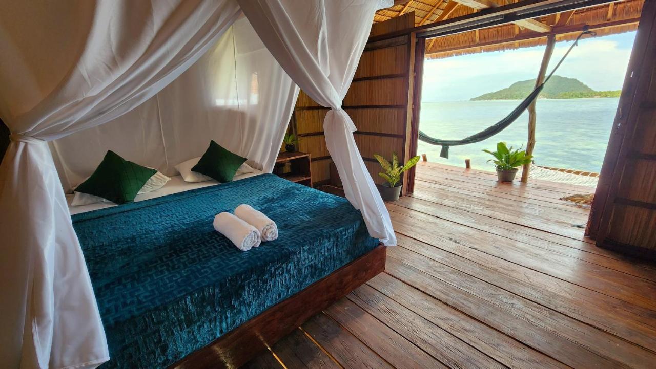 Mansuar Raja Ampat Bungalows Kri Εξωτερικό φωτογραφία