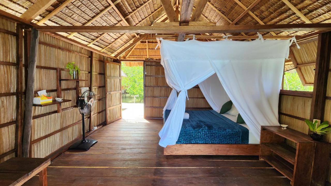 Mansuar Raja Ampat Bungalows Kri Εξωτερικό φωτογραφία